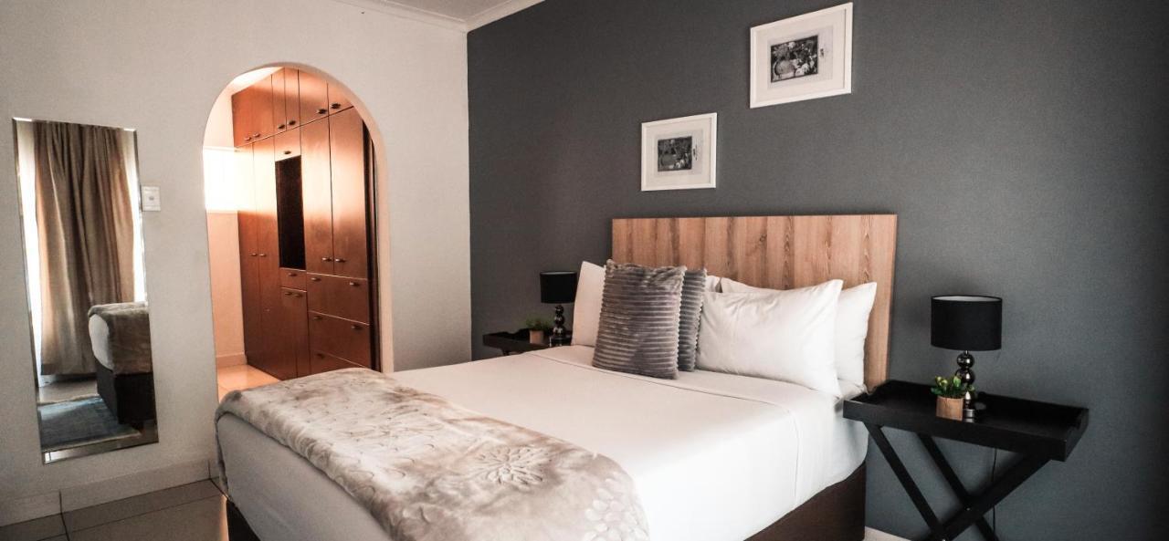 Menlyn Maine: The Exquisite Lunette Pretoria-Noord Eksteriør bilde