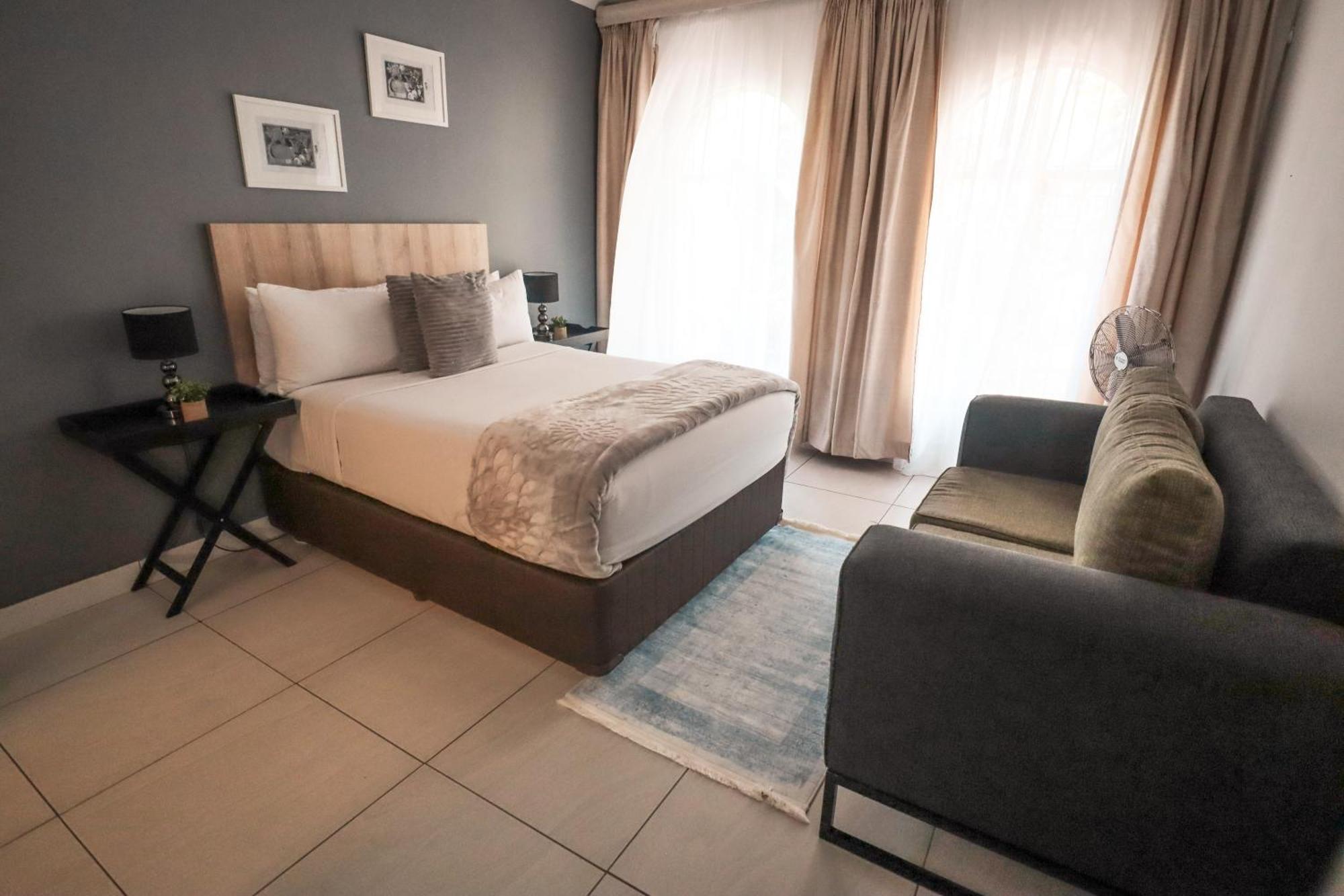 Menlyn Maine: The Exquisite Lunette Pretoria-Noord Eksteriør bilde