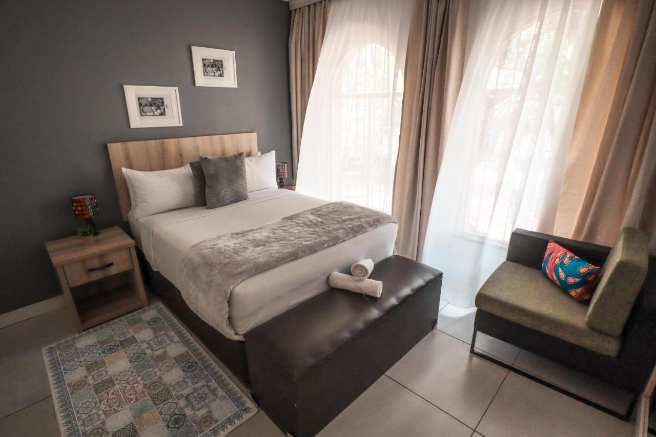 Menlyn Maine: The Exquisite Lunette Pretoria-Noord Eksteriør bilde